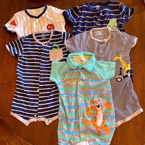 Size 24 month boy’s rompers, shirts, onesies lot